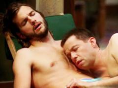 Male Celeb Ashton Kutcher Caught Sleeping Naked With Beautif...