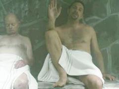 Male Celeb Jeremy Sisto Caught Shirtless In A Sauna